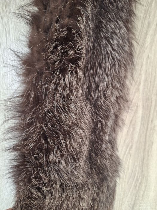 2 Gulere din blana naturala, vulpe si nutrie