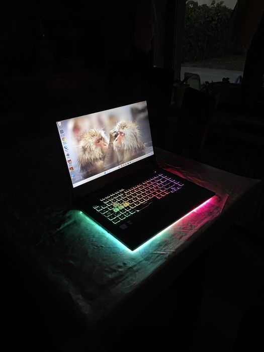 Laptop Gaming Rog Strix Scar 3 , RGB, RTX, inpecabil