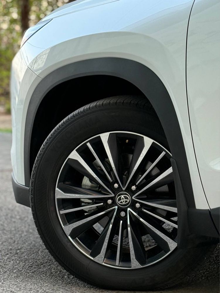 Toyota Grand Highlander Limited Hybrid Мах PLATINUM