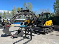 MECALAC 8MCR - Мултифункционален багер, челен товарач, кран и мотокар