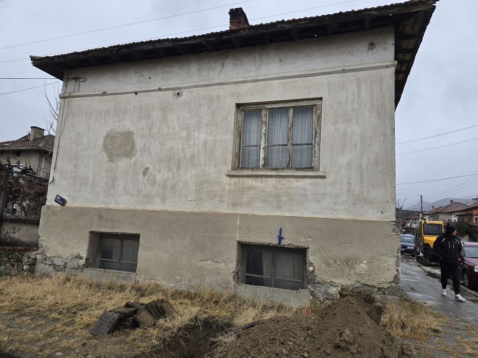 Продава се Къща в Кресна - 70 кв.м за 365 €/кв.м - Снимка #1