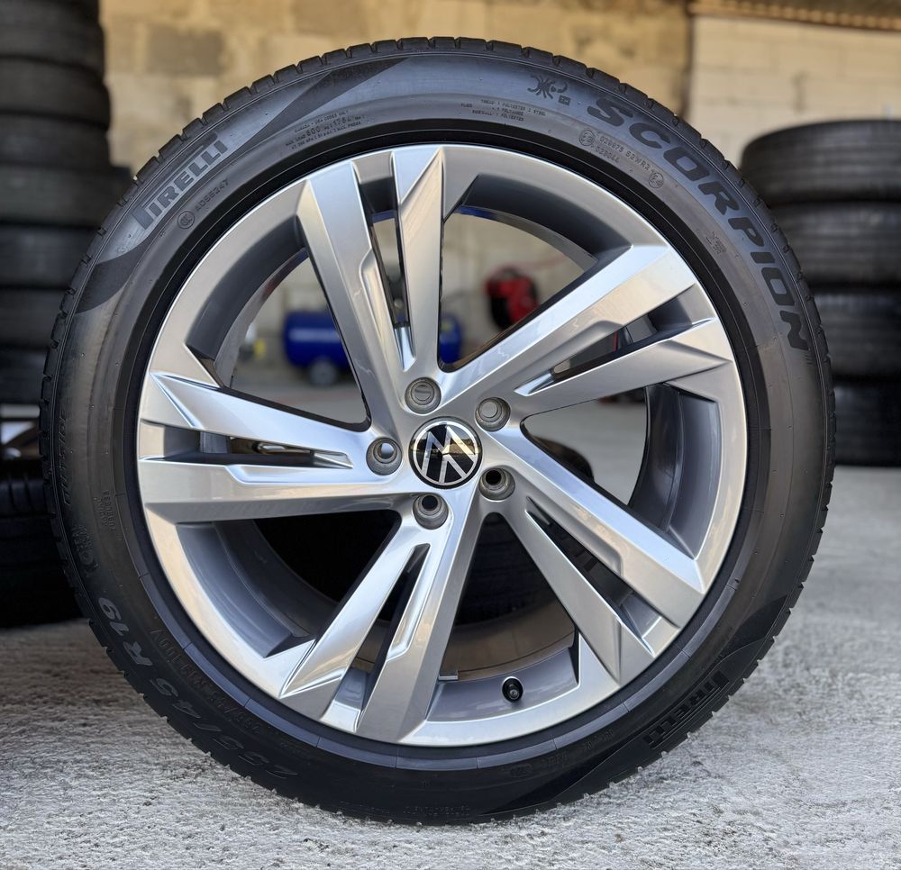 Jante Tiguan R19 VW Original Pirelli de vara 2023