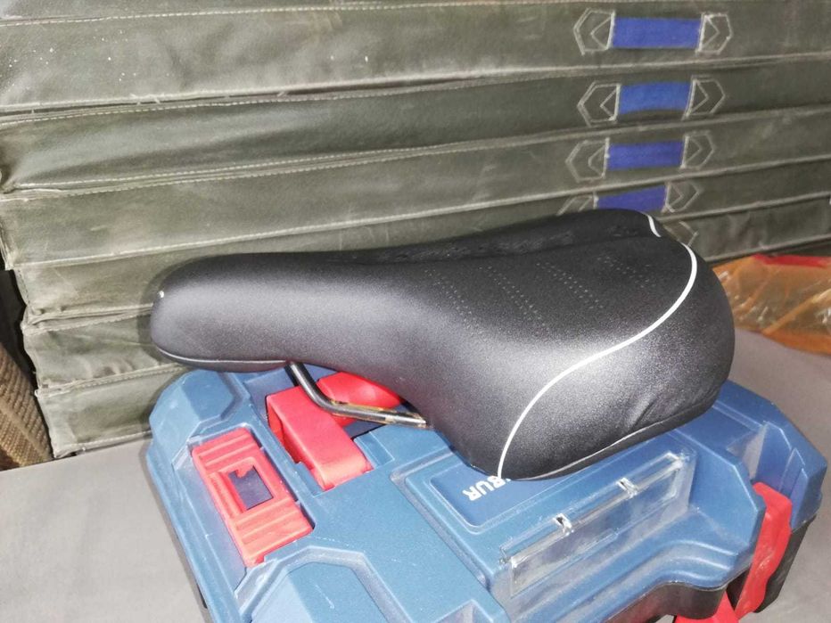 сиденье для велосипеда