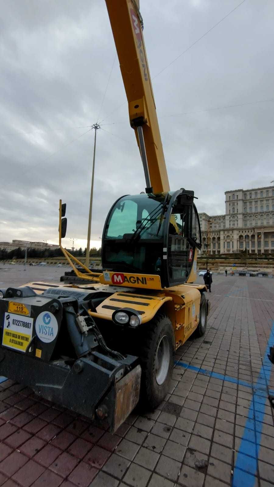 De inchiriat Manitou Magni 5t 30metri ( manitou, manitu, magni )