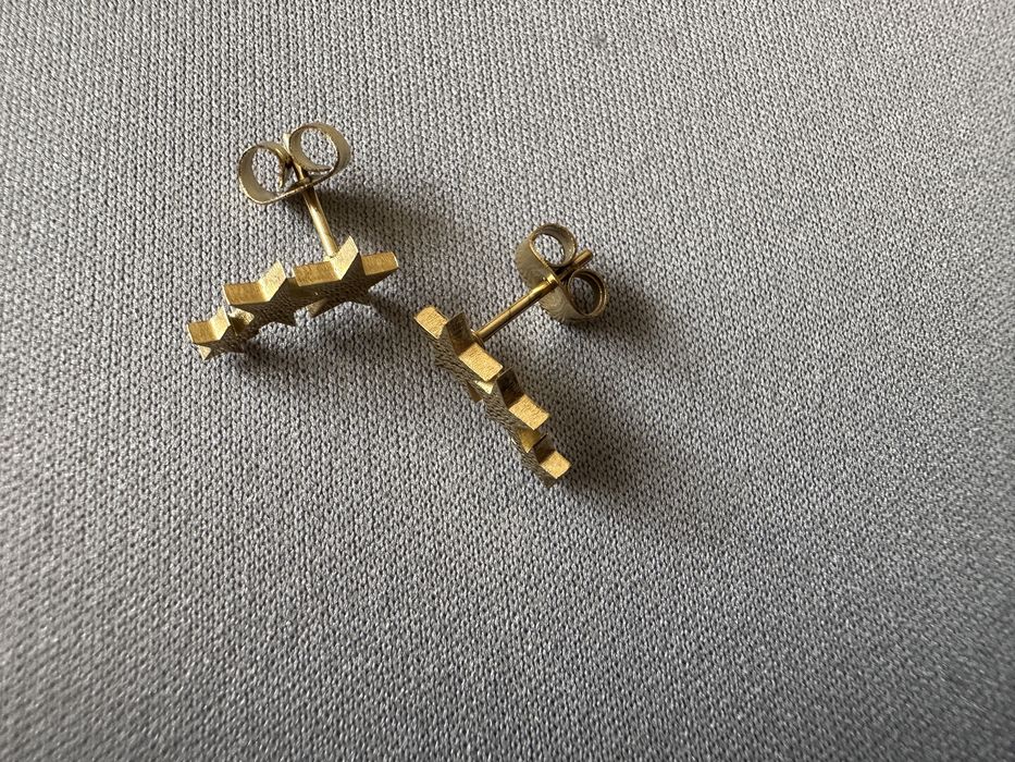 Обеци от медицинска стомана - различни модели