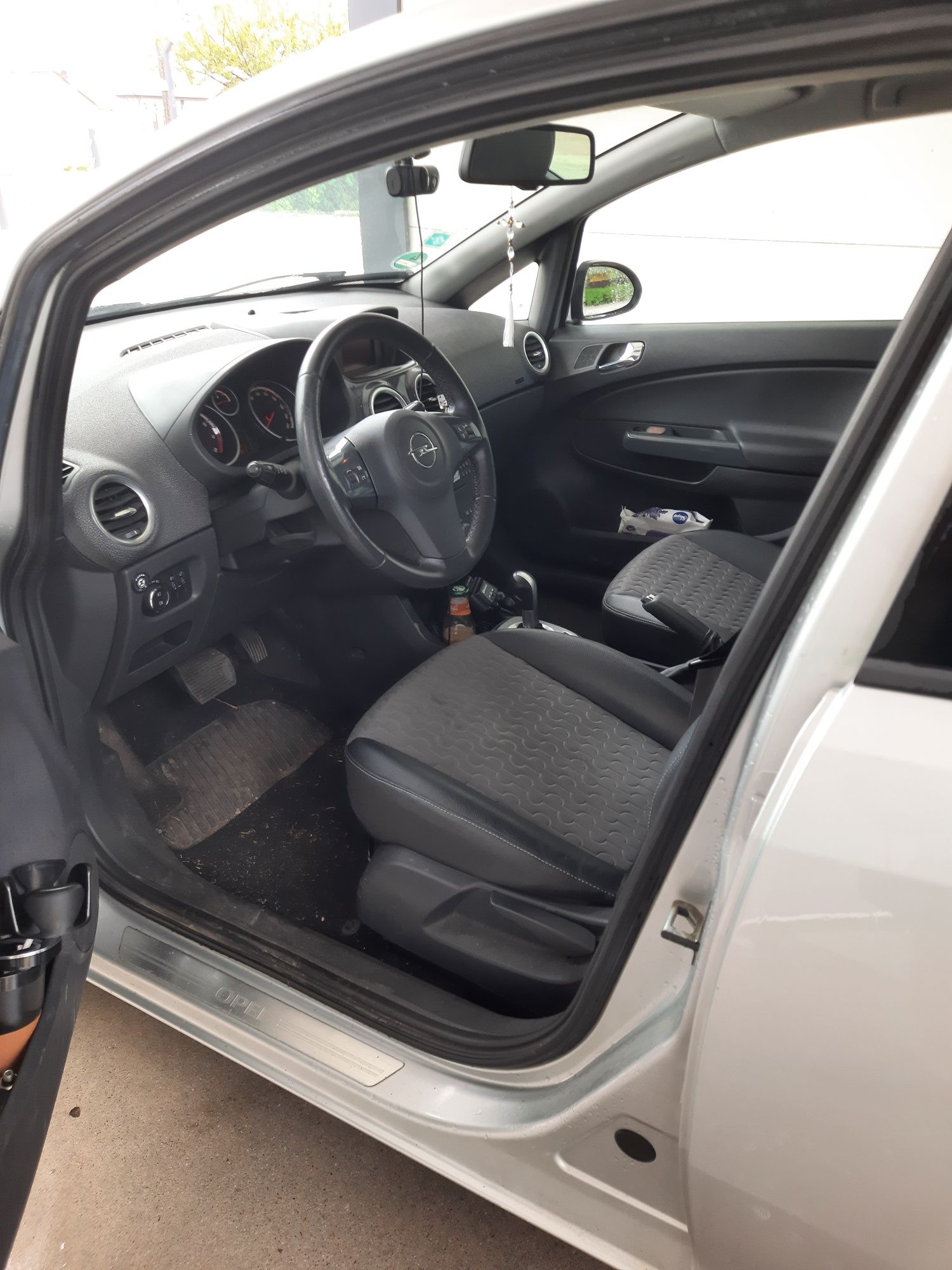 Vând Opel Corsa 2013