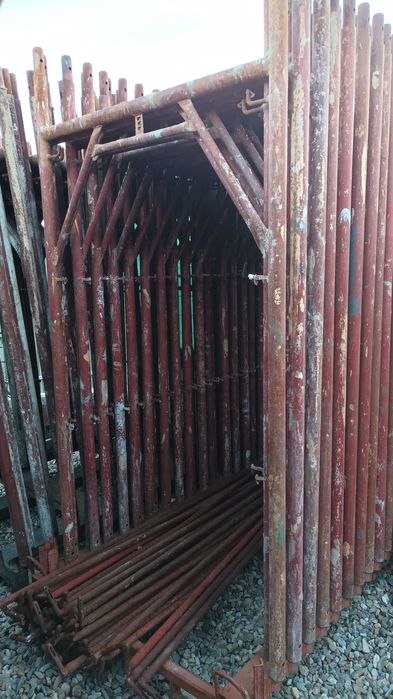 Schela model italina