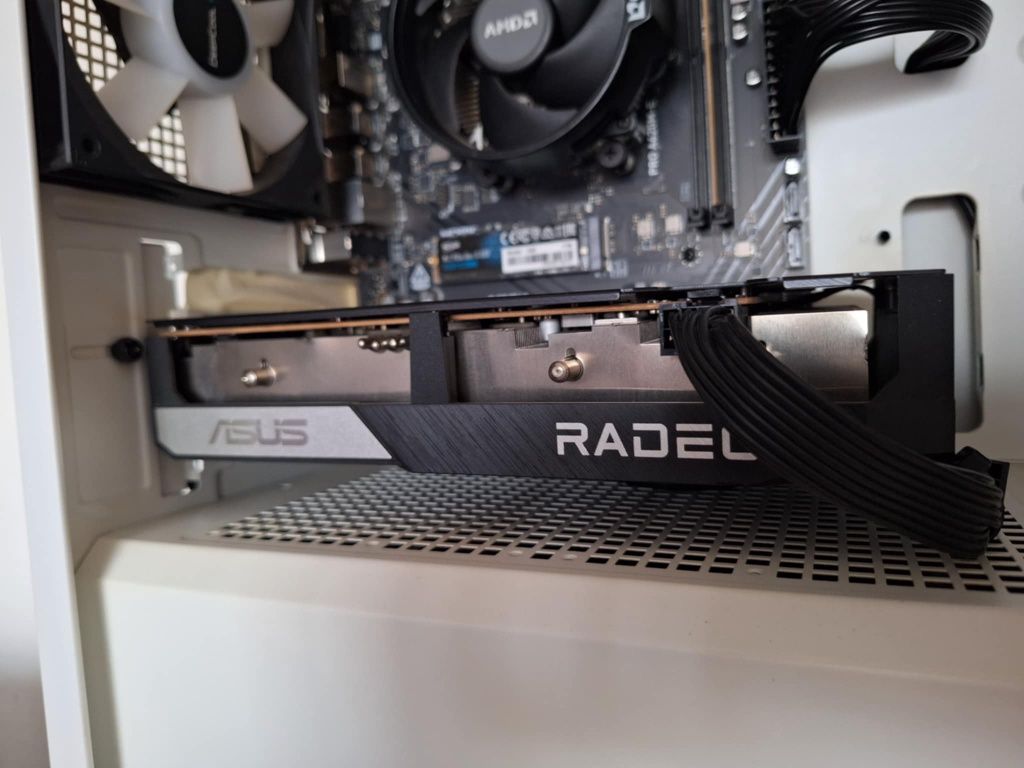 Asus Dual RX6600 XT