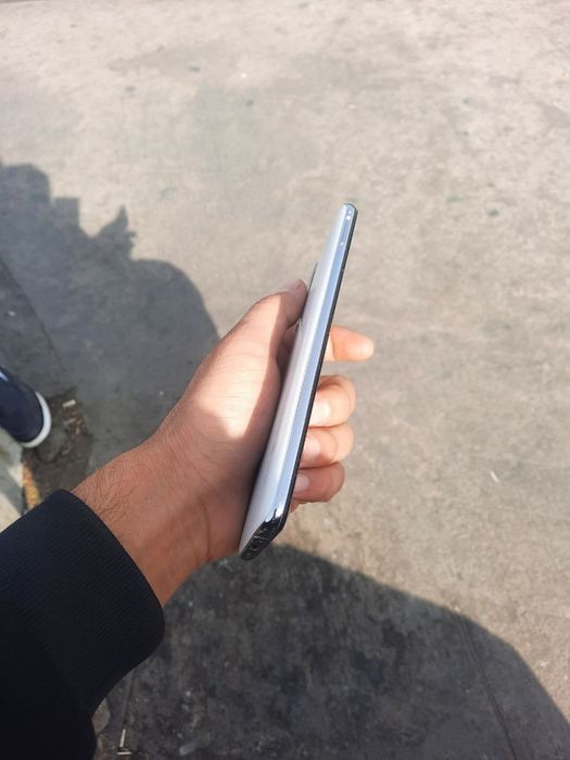Srochno Redmi note 10 sotiladi