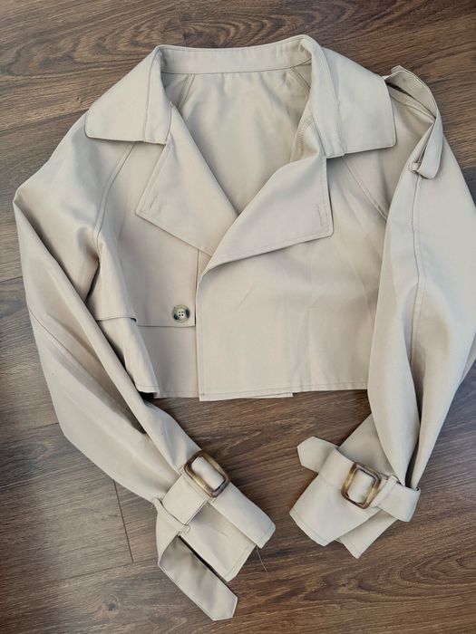 Къс блейзър/сако и риза