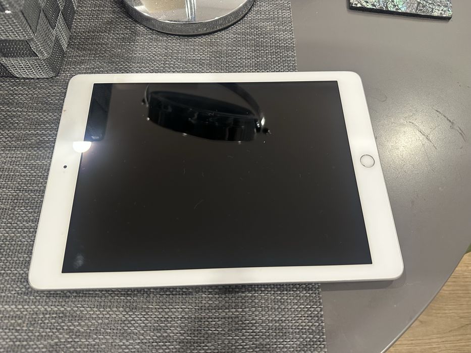 Vand Ipad generatie 6,32GB