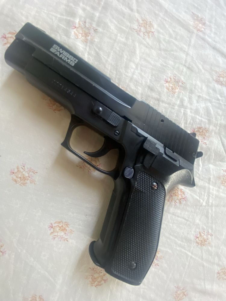 Air Soft пистолет