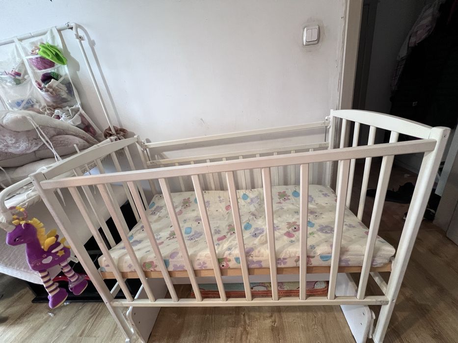 Продам детскую кроватку для новорождённых