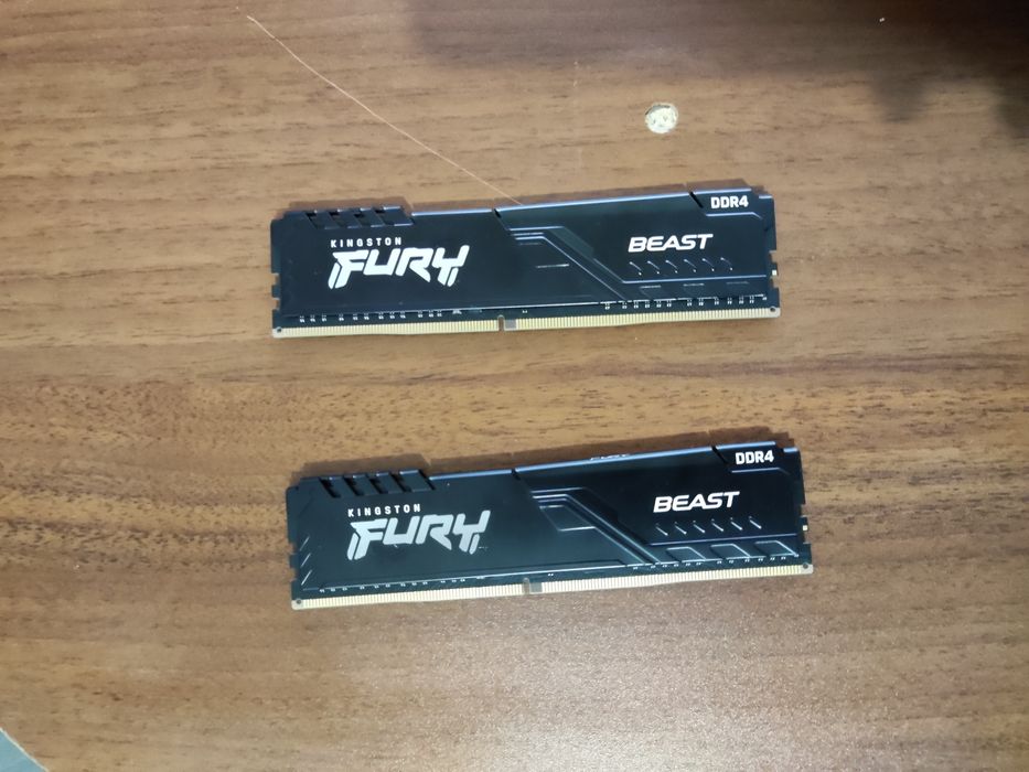 Оперативная память Kingston Fury Beast KF432C16BBK2/16 16 Гб