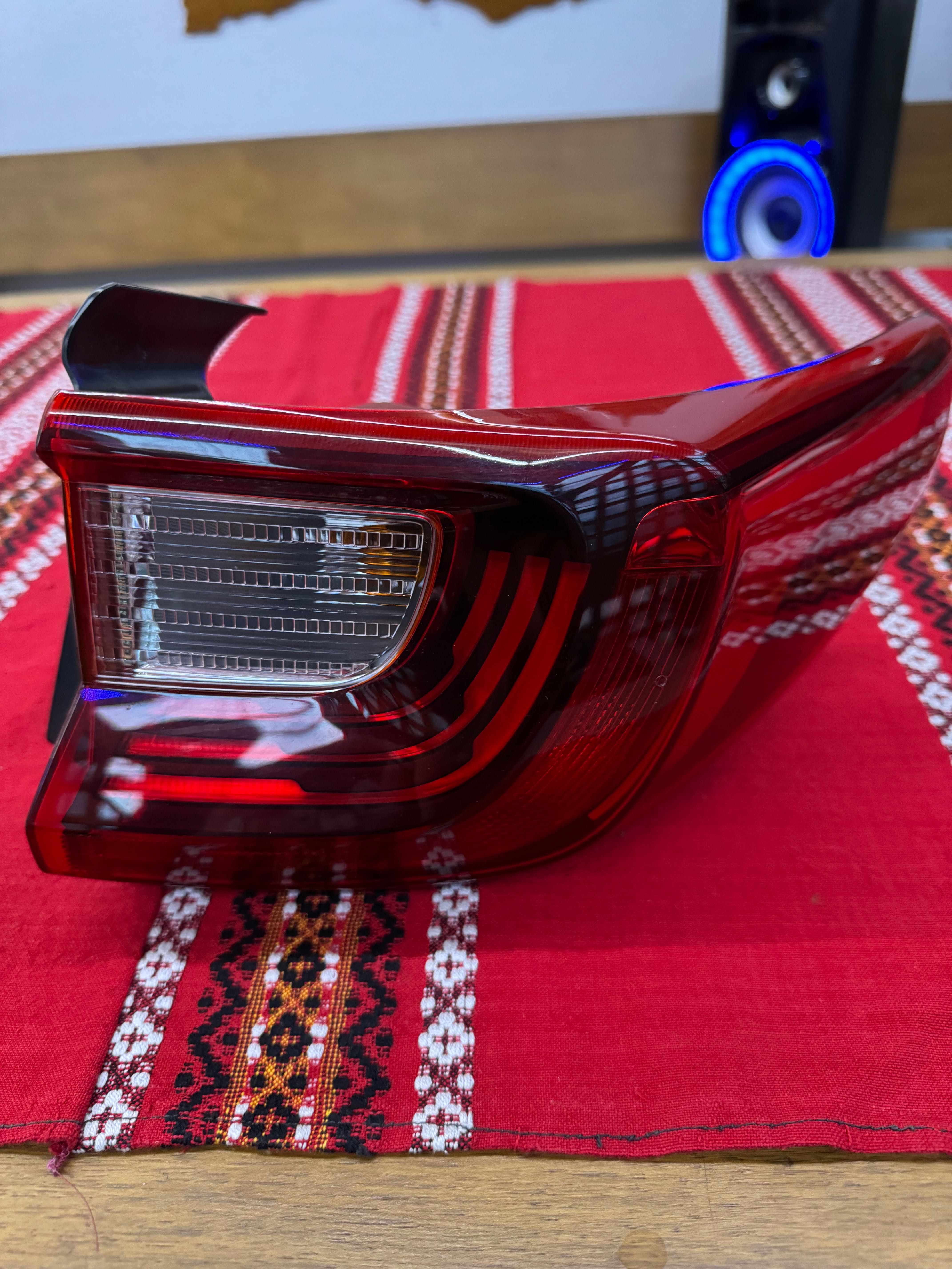Десен LED стоп за Kia Stonic