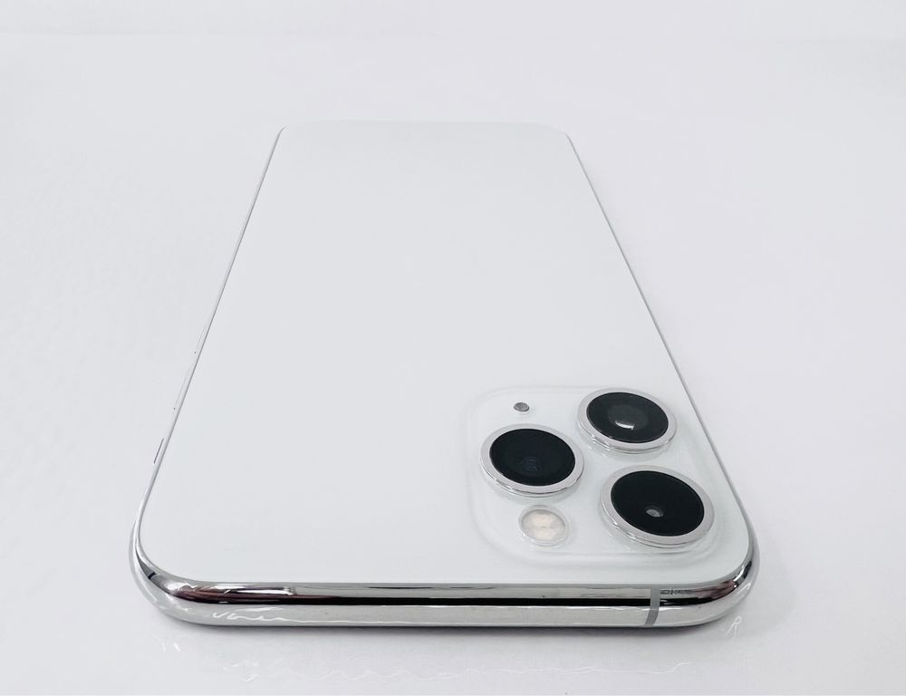 Apple iPhone 11 Pro 64GB Silver Перфектен! 90% Батерия! Гаранция!