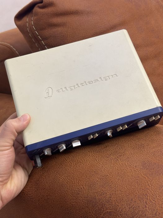 Американская Аудио карта ,Mbox 2