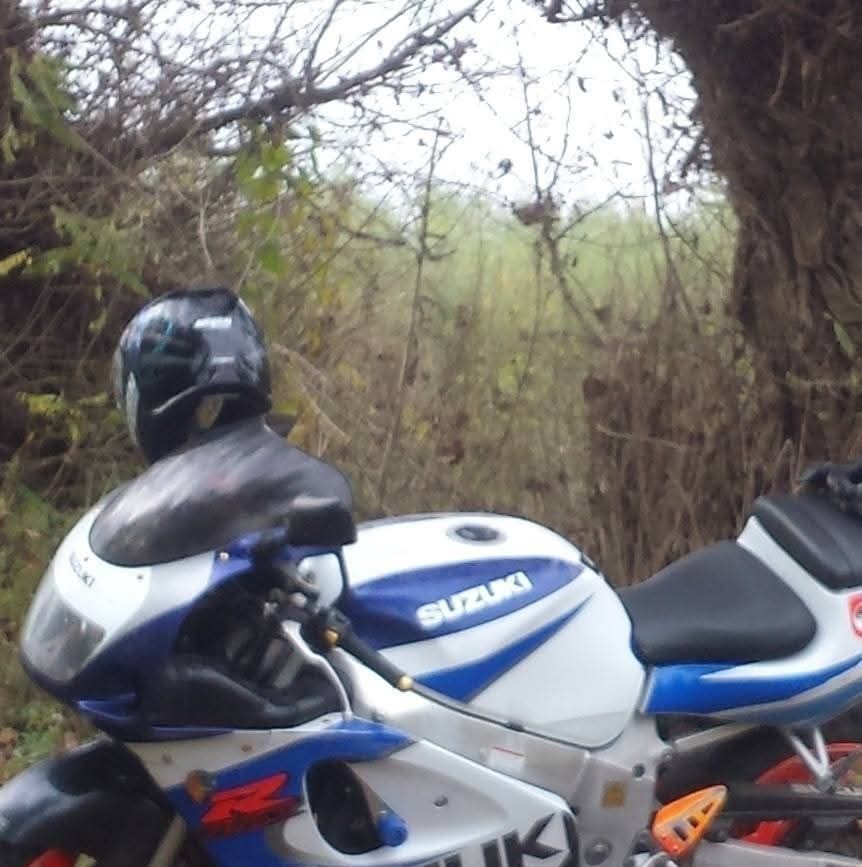Suzuki GSX-R 600 srad