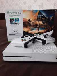 Продам XBOX ONE S в Xbox one s 1tb, в отличном состоянии, од состоянии