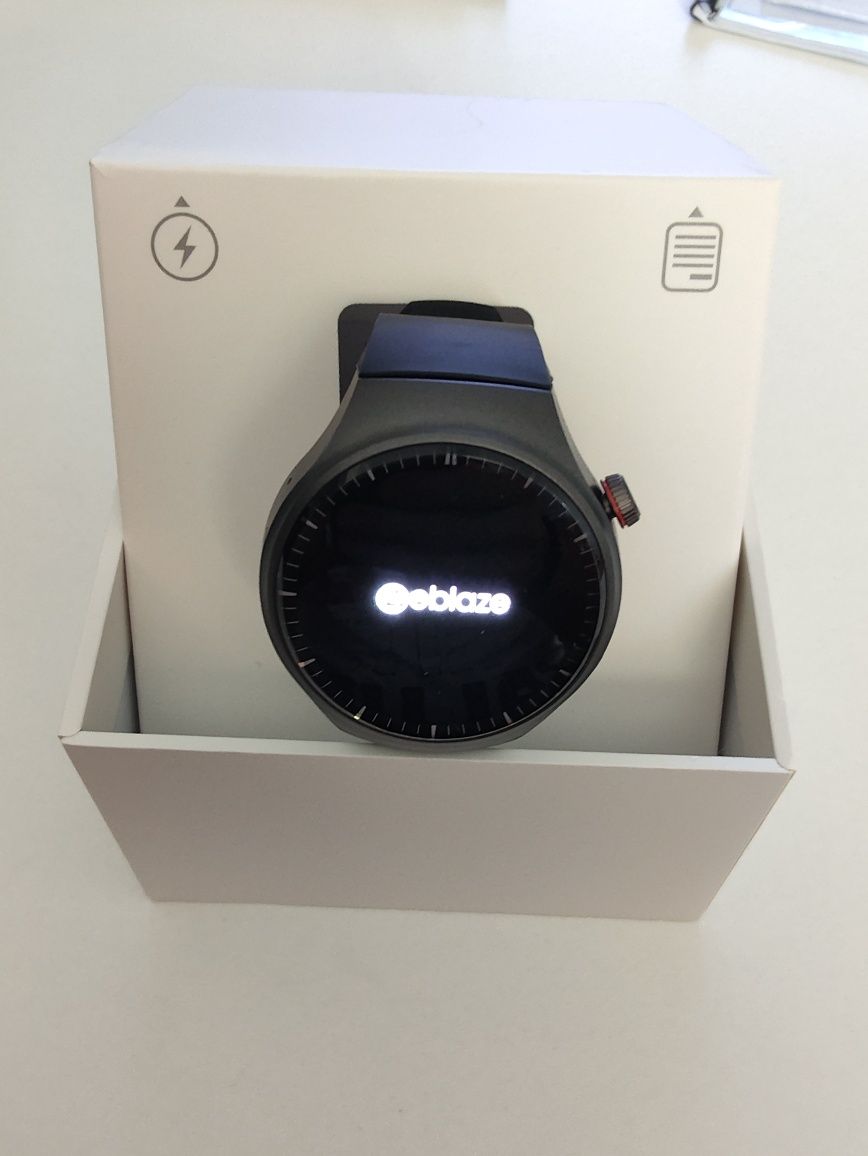 Smartwatch Zeblaze Thor Ultra 4G Negru, 1.43'' Ultra HD AMOLED, 2GB RA