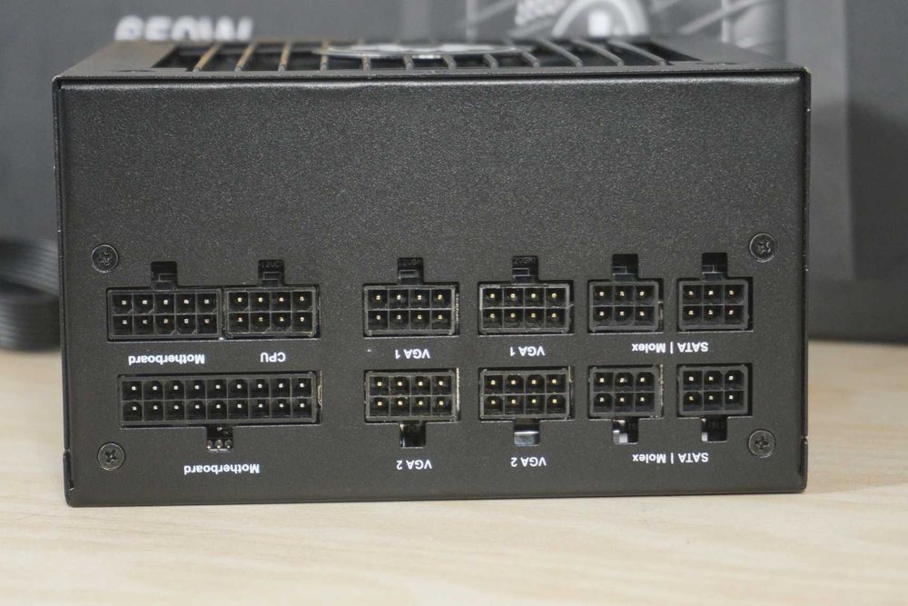 Захранване 650W BitFenix Whisper 650 80+ Gold PSU / Вкл.ДДС