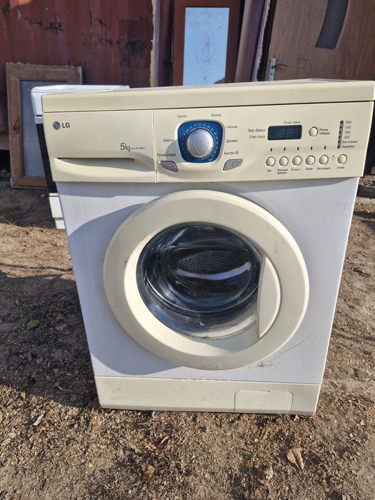 Продам стиралку на запчасти