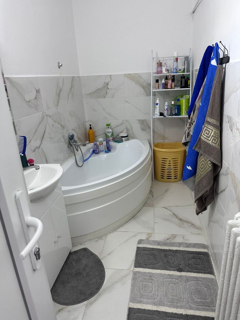Apartament 2 camere stefan cel mare