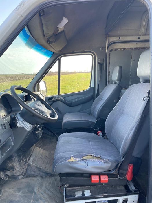 Vand / Schimb Mercedes sprimter 2.2 Diesel Lung 3 Panouri Variante!!