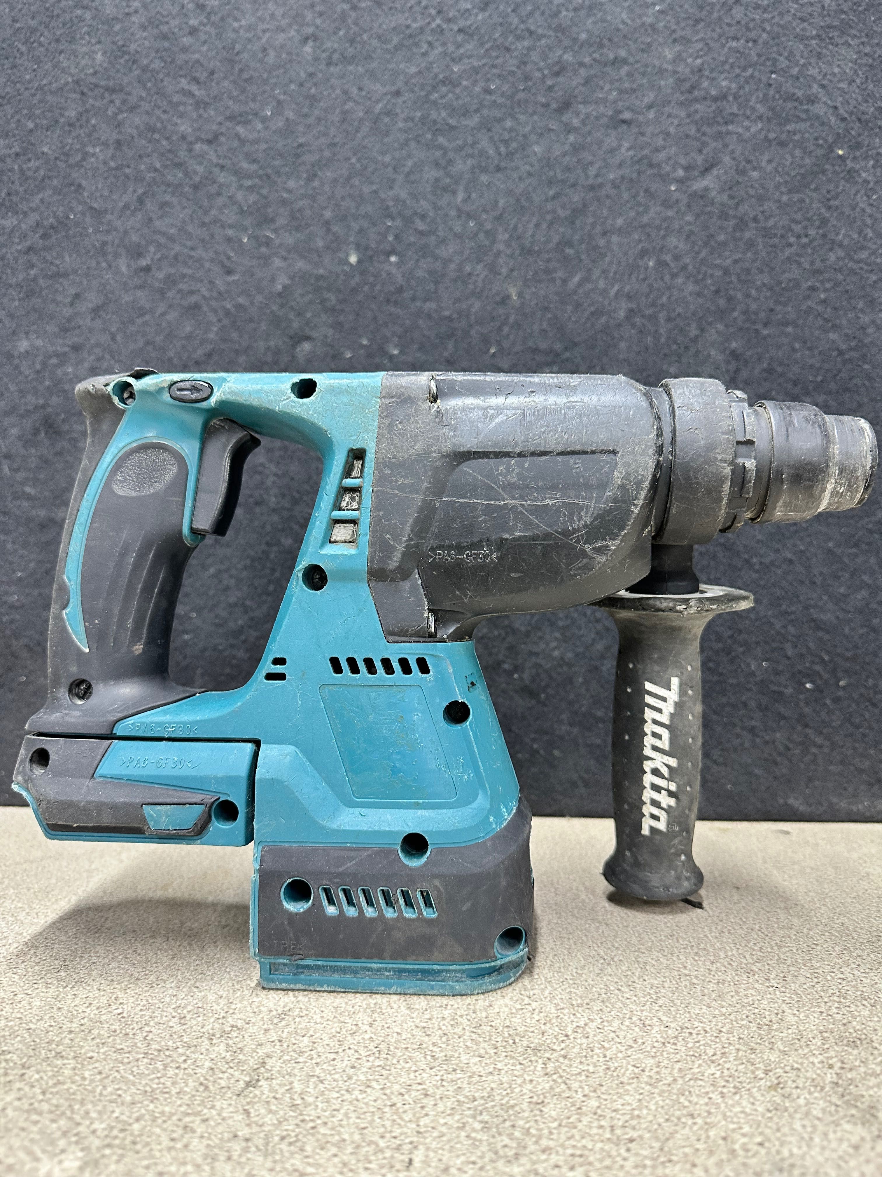 Makita Dhr242 18v акумулаторен безчетков перфоратор