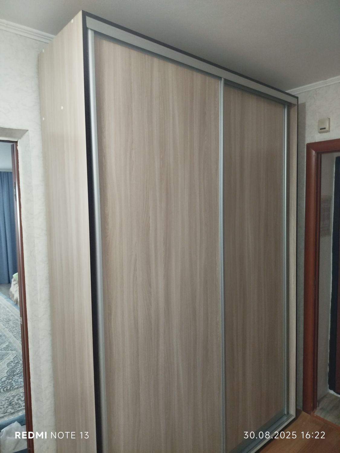Шкаф купе двух дверный