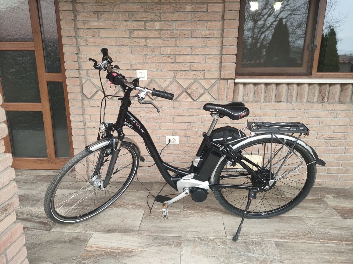 Vând bicicleta electrica