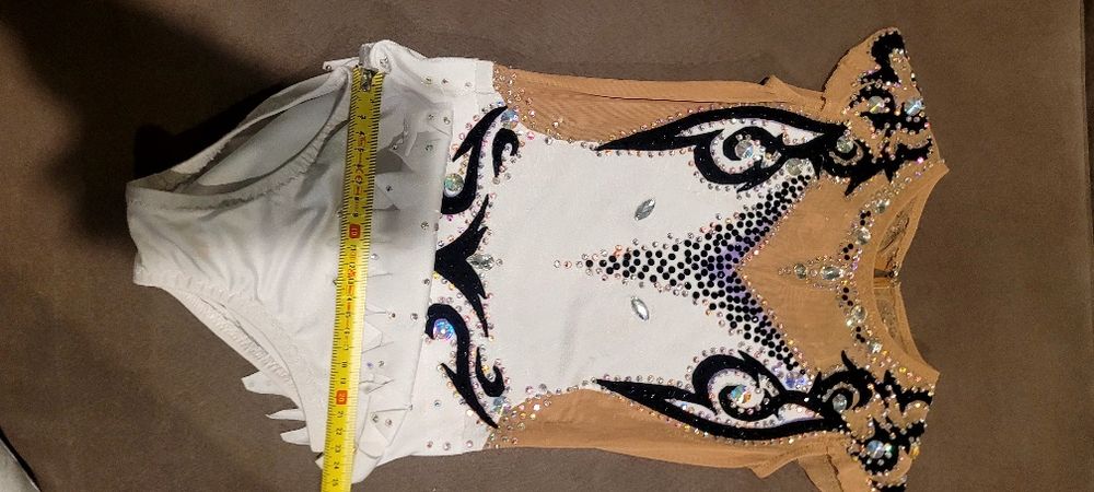 Costum gimnastica ritmica