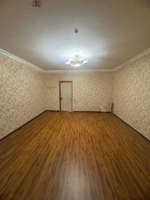 Коракамиш 3 хона 1-этаж квартира ШОШИЛИНЧ сотилади!