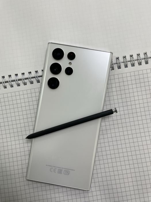 Продам S22 Ultra 12/256gb Идеал 10/10