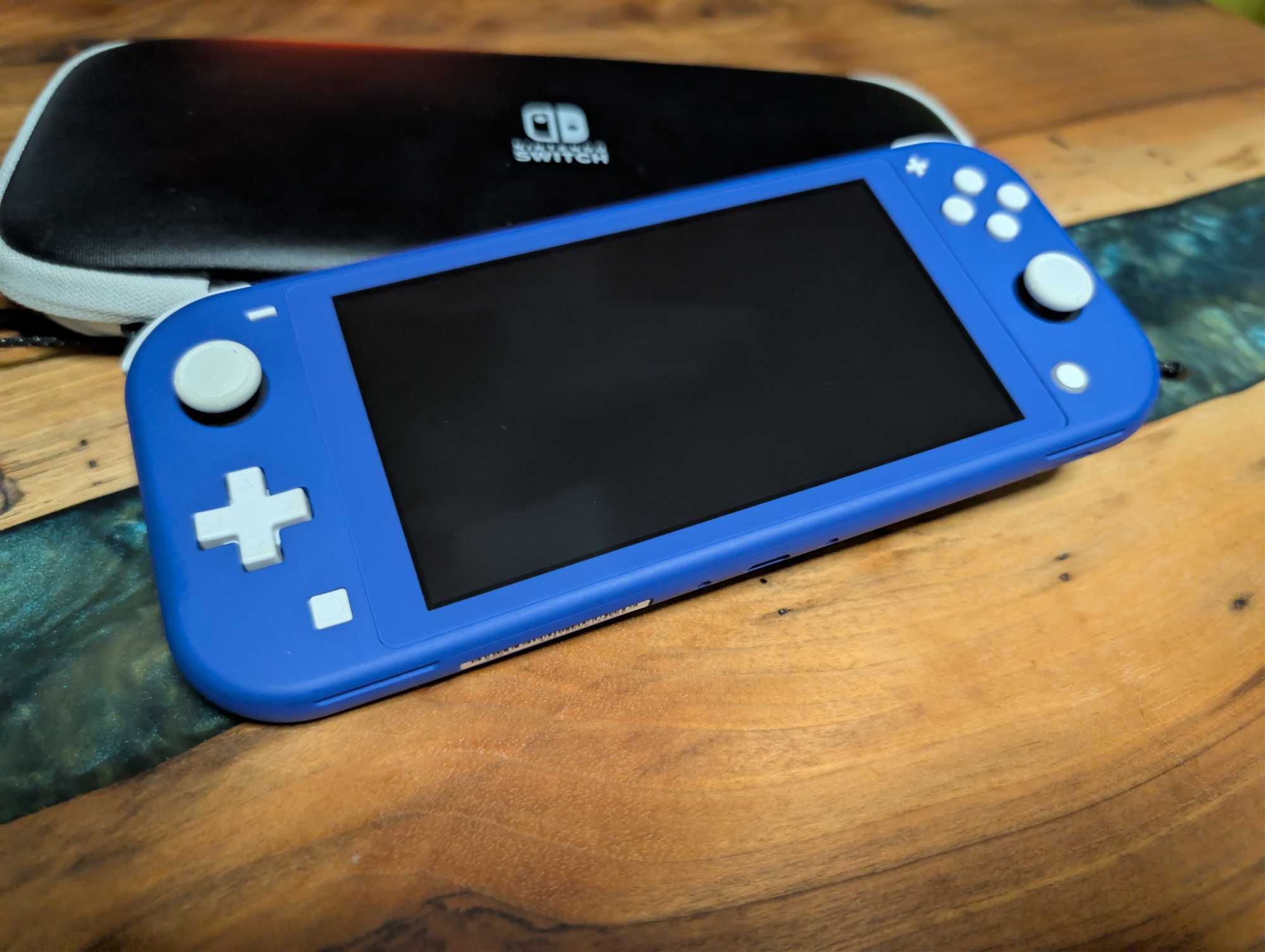 Nintendo Switch light