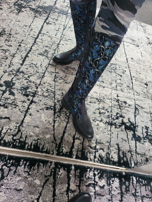 Cizme model deosebit