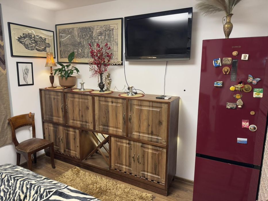 Дава се под наем Едностаен апартамент в Пловдив, Център - 40 кв.м за 900 € - Снимка #3