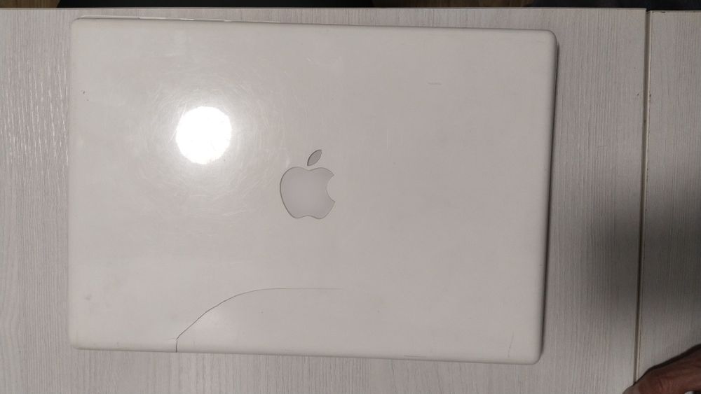 MacBook A1181 на запчасти