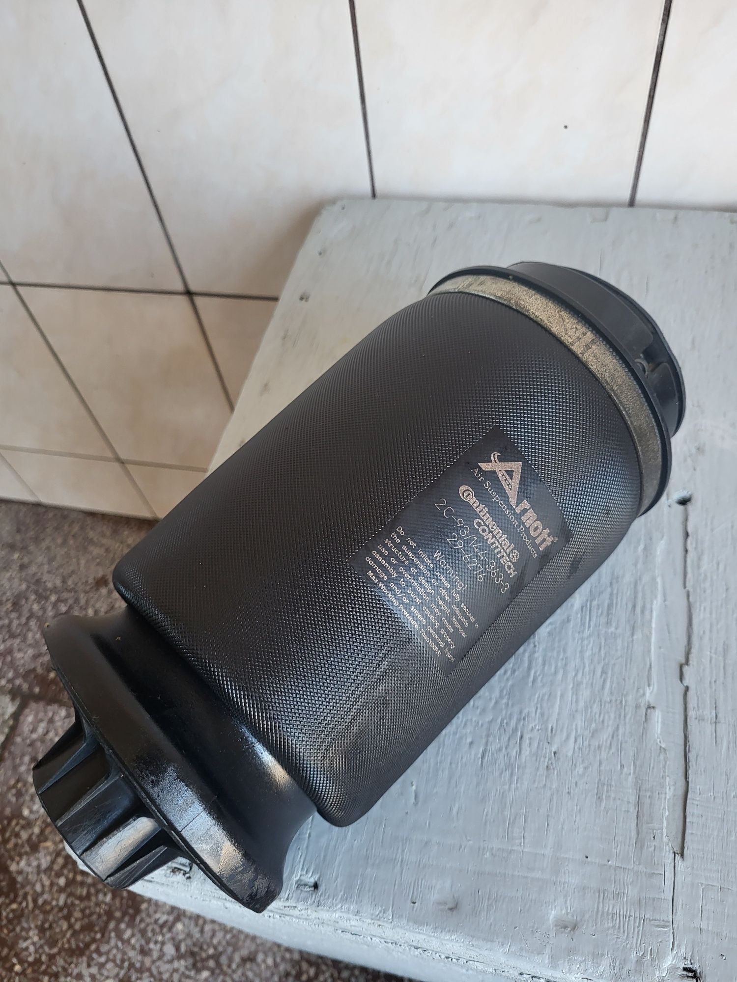 Продам подушку заднюю на Мерседес w 164 original