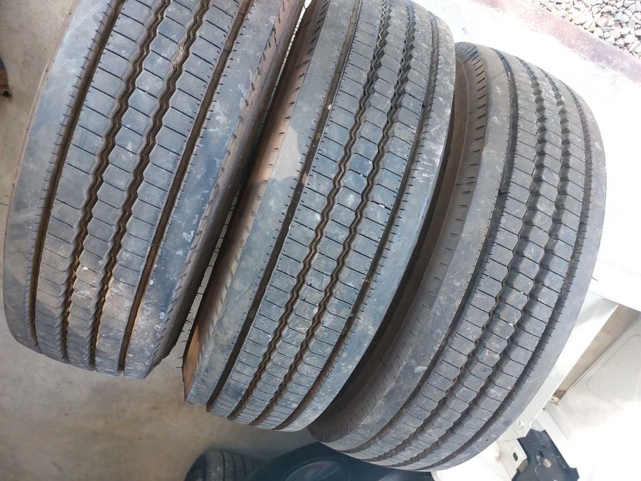 3бр.камионски предни гуми  AEOLUS 215 75 17,5 dot3015 цената е за брой