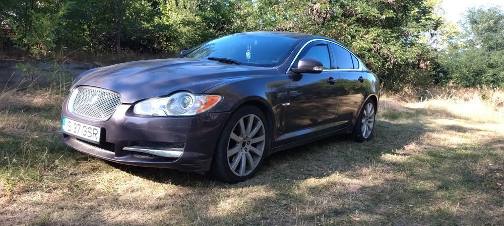 Vând Jaguar XF 2009