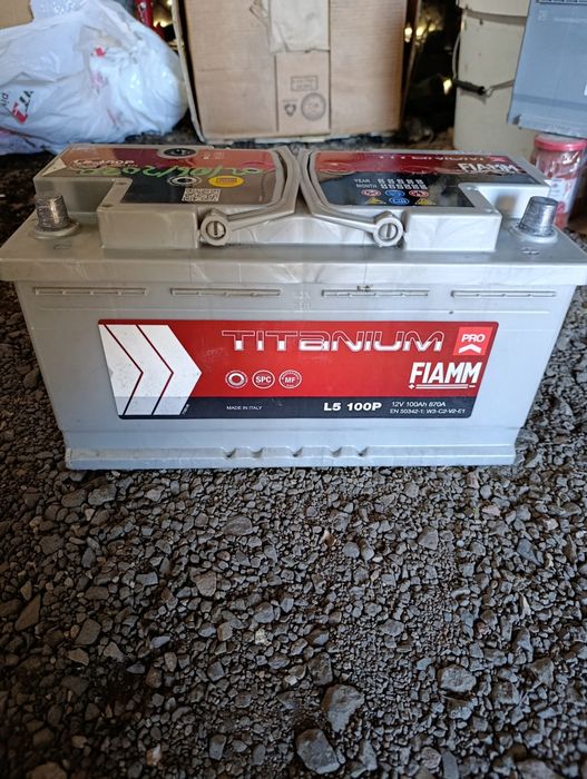 Акомулатор 12V 100Ah 870A