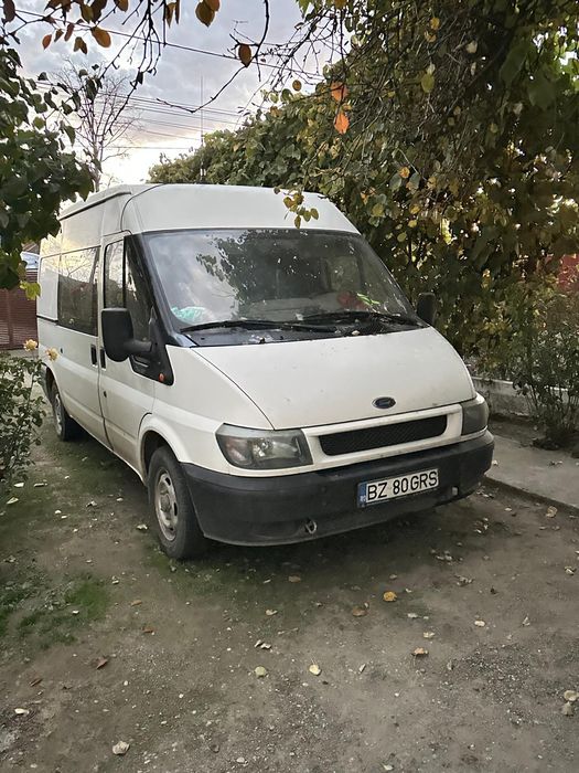 Vând Ford Transit