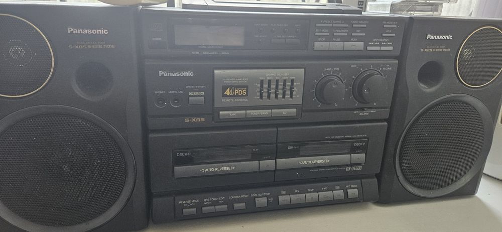 Магнитофон двухкамерный.