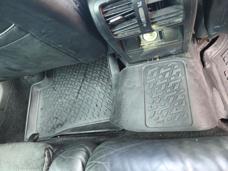 Preșuri de cauciuc tăviță Volkswagen Passat B6 B7