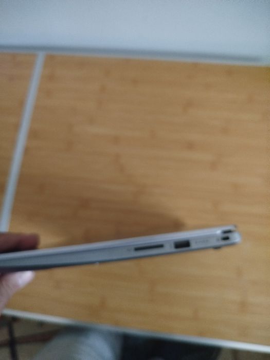 Laptop Acer aspire i3