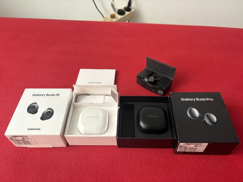 Слушалки galaxy buds pro и galaxy buds FE не ползвани
