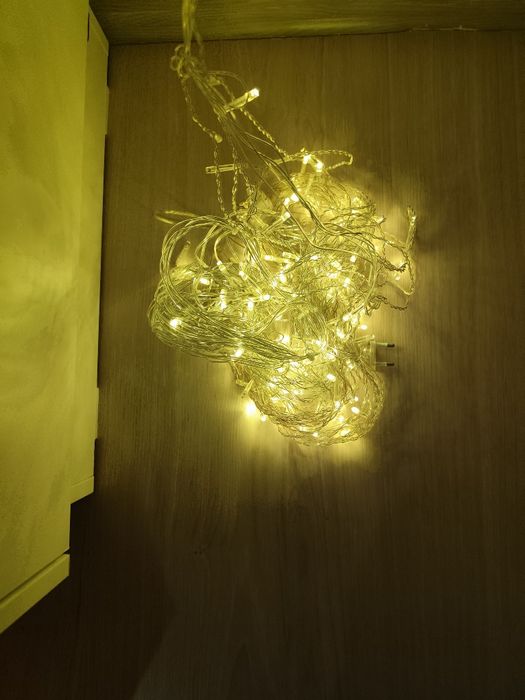 Продам гирлянду штору 3 метра