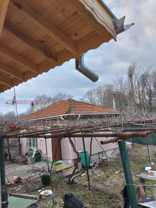 продава къща село Медово
