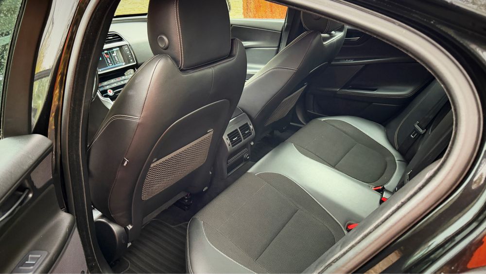 Jaguar xe/2.0 Diesel/2015/Usor Avariat